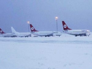 Uçak seferleri iptal edildi