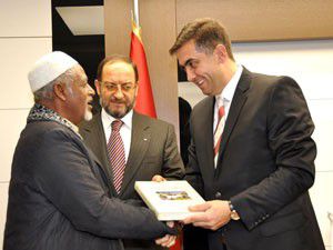 Somalili din adamlarından Kalaycıya ziyaret