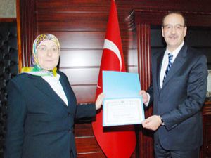 Büyükhelvacıgil, Evrensel Barış Elçisi