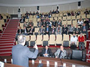 Karatay personeline eğitim semineri