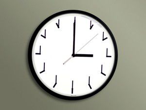 Saatlerin ileri alınma tarihi değişiyor