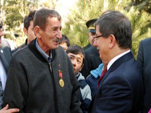 Konya Şehitliğinde askeri tören