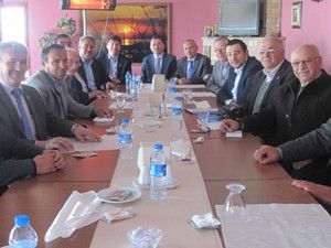 Akış belediye başkanlarıyla buluştu