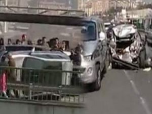 Kadıköyde 11 araç birbirine girdi