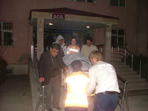 Kuluda minibüs takla attı