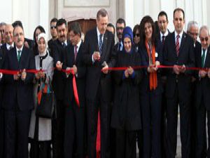 Erdoğan, Selçuklunun binasını açtı