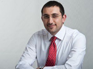 Mustafa Akıştan yeni yönetime tebrik