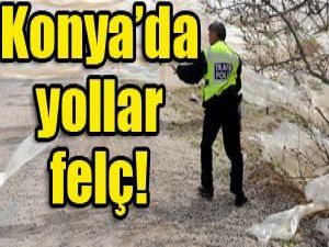 Fırtına Konyada yolları felç etti