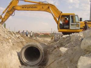 Karapınar kanalizasyona kavuşuyor