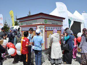 23 Nisan Çocuk Şenliğine büyük ilgi