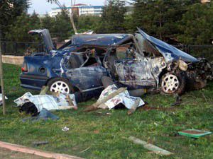 Konyada trafik kazası: 2 ölü, 4 yaralı