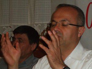 Alkış ve ıslık şeytandandır