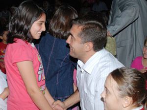 Hizmet için gecemizi gündüzümüze katıyoruz