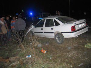 Piknik dönüşü kaza yaptılar