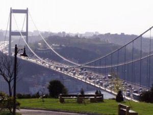 Kaçak geçişteki uyanıklığa bak!