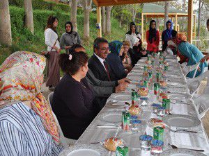 KARMEK kursiyerleri baharı karşıladı