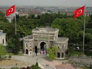 İstanbul Üniversitesinde patlama: 3 yaralı