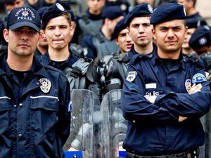 Sıra polislere geliyor!