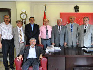 Türk-İşten CHPye ziyaret