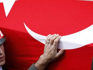 Hakkaride havanlı saldırı 1 şehit