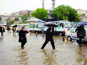 Marmarayı sel aldı