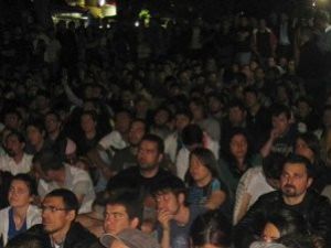 Behzat Ç. hayranları yürüdü!