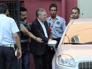 Aziz Yıldırım hastaneye sevk edildi