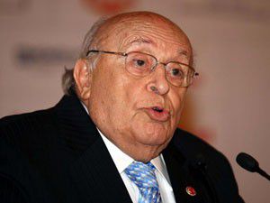 TBMM Komisyonu Süleyman Demirelle görüşecek