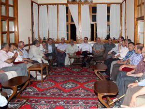 Başkan Altay mahalle muhtarlarıyla bir araya geldi