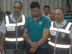 Eşinin amcasını öldürdü!