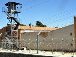 13 kişinin öldüğü cezaevinde ikinci yangın