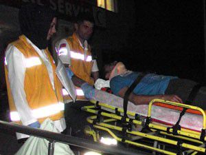 Lastiği patlayınca kontrolden çıktı