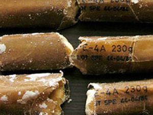 Terörist cesedinde bombalı tuzak!