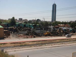 Başbakan yananı gördü