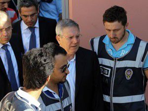 Aziz Yıldırım kararı Pazartesiye kaldı