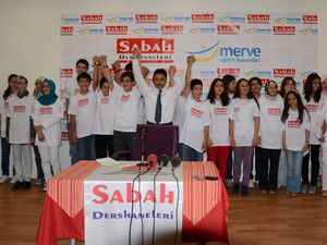 Sabah ve 3B Dershanelerinden SBS başarısı