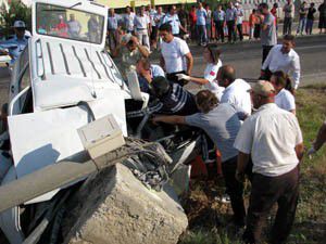 Konyada trafik kazası: 2 ölü, 1 yaralı