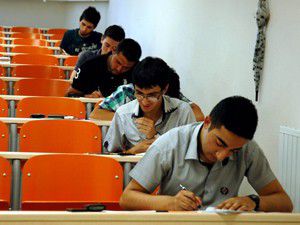 Nükleer mühendis adayları sınava girdi