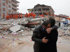 Çürük binalara sağlam raporu veriyorlar