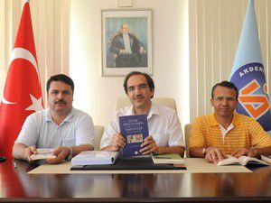 Akdeniz İlahiyat Araştırmaları Ödülü sahiplerinde