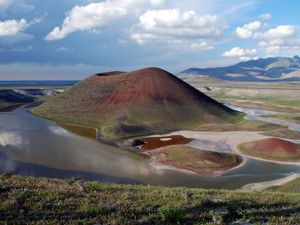 Meke Gölü büyük oranda kurudu