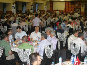 Muhasebeciler iftarda bir araya geldi