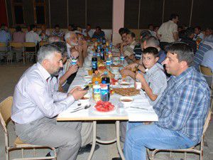 Sarayönü protokolü iftarda buluştu