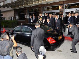 Gül, Erdoğan ve Özelle görüştü