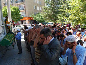 Kalp krizi geçiren diyetisyen öldü