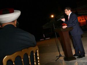 Davutoğlu: Mazlumların hamisiyiz