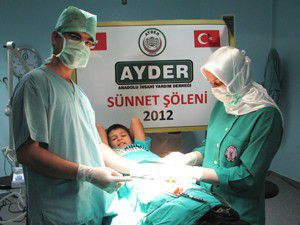 Özel Selçuklu Hastanesinde yetimler sünnet edildi