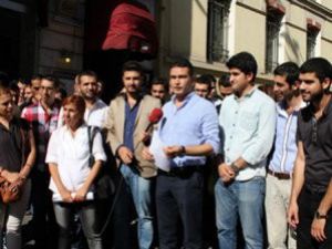 CHPli Gençler ABD Bayrağı Yaktı