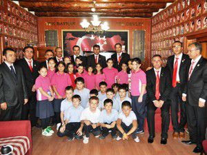 M. Aymazlı öğrenciler gazileri unutmadılar