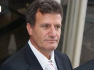 Rumların Yalanı KKTC Eski Temsilcisini Tutuklattı